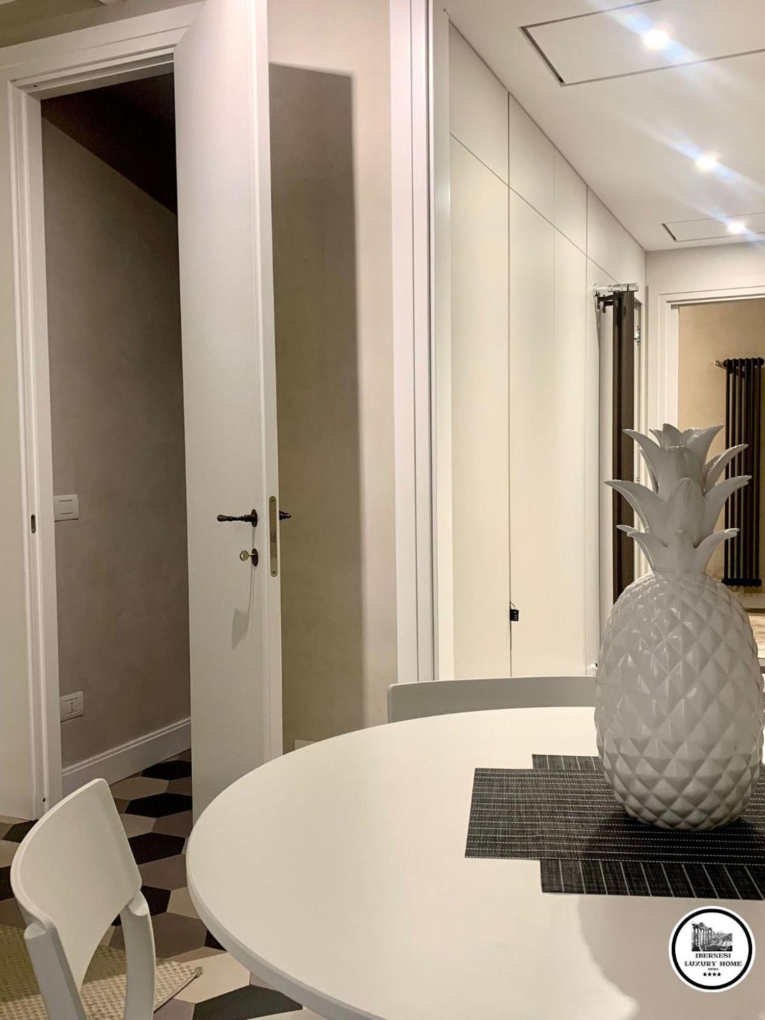 Ibernesi Luxury Home Рим Экстерьер фото